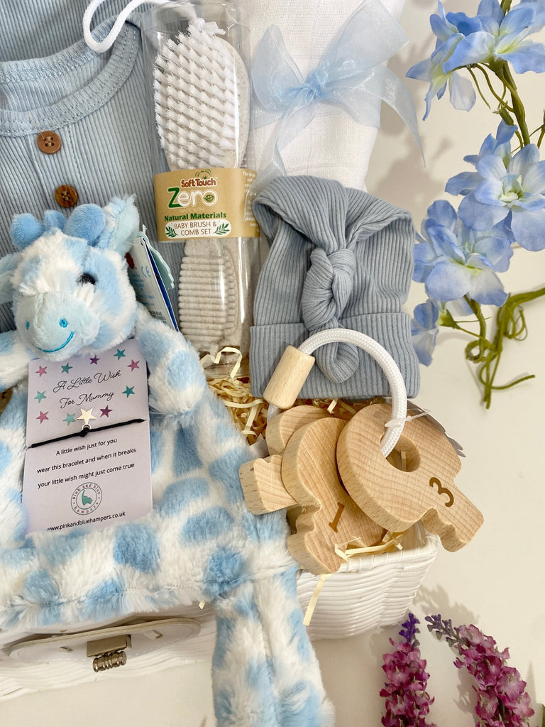 Baby Boy Hamper Gift - Giraffe Smiles - Pink and Blue Hampers