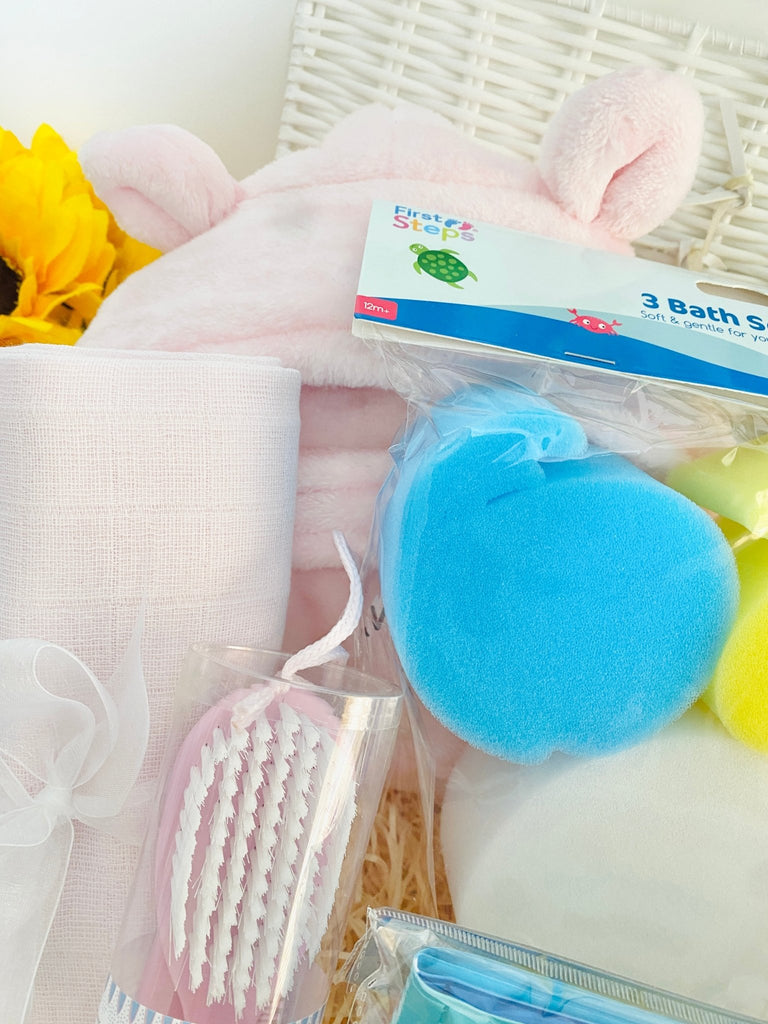 Baby Shower Gift - Baby Girls Bath Time - Pink and Blue Hampers