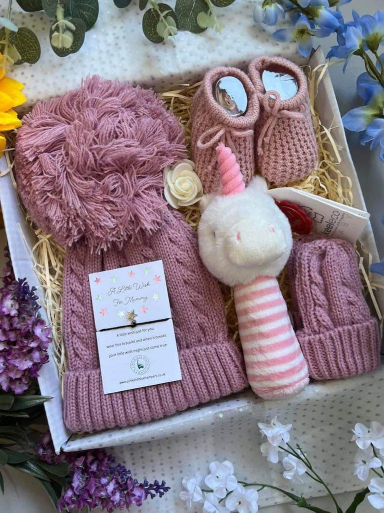 Super Cute Baby Boy Gift Set, Sweet Baby Gift - Pink and Blue Hampers