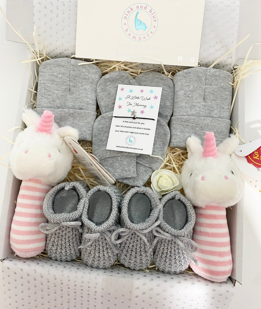 Stunning Twin Unisex Baby Gift Set, Twin Gift Set - Pink and Blue Hampers