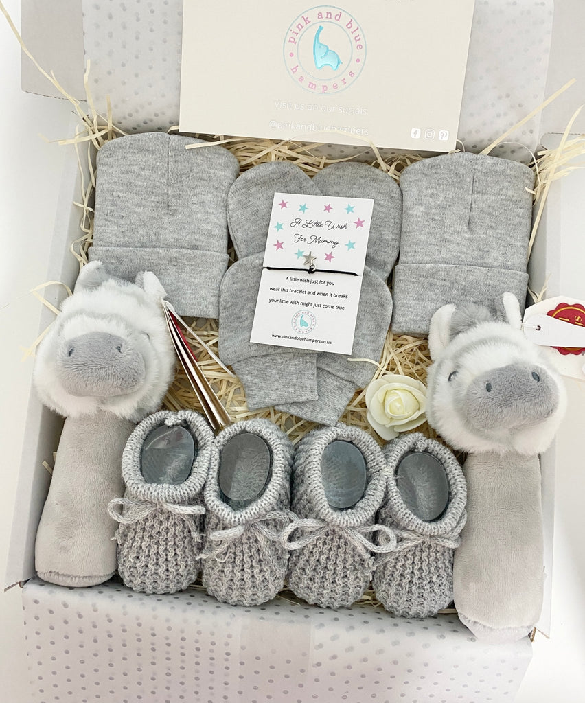 Stunning Twin Unisex Baby Gift Set, Twin Gift Set - Pink and Blue Hampers