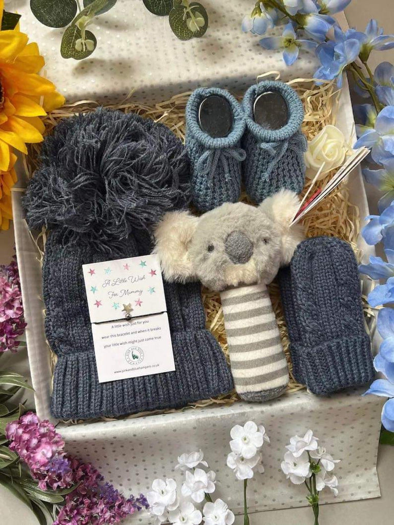 Super Cute Unisex Baby Gift Set, Winter Baby Gift - Pink and Blue Hampers